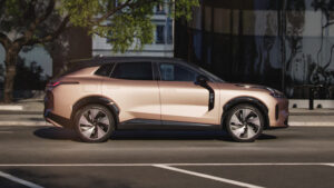 Le Lynk&Co 08 : le SUV hybride rechargeable qui pulvérise l