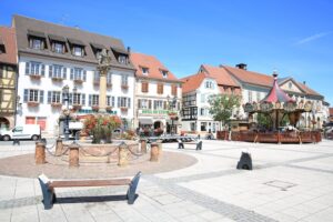 https://www.presse-citron.net/ces-voitures-construites-en-alsace-nont-pas-trouve-un-seul-preneur-en-france/Molsheim Alsace