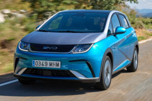 Voitures électriques : pourquoi les modèles abordables son