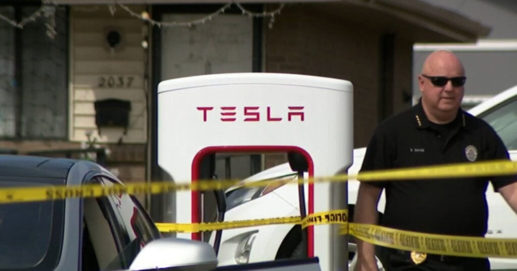 Cette nouvelle Tesla transforme l'attente aux superchargeurs : découvrez l'astuce incroyable ! 84 Tesla révolutionne l