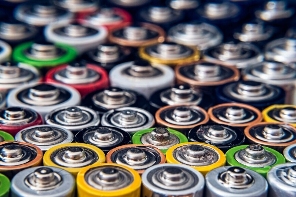 Cette révolution des voitures électriques : le sulfure pour tripler l'autonomie des batteries ! 151 Piles (batteries)