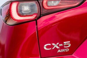 Innovation japonaise : Mazda dévoilera son CX-5 avec technologie hybride exclusive et option électrique