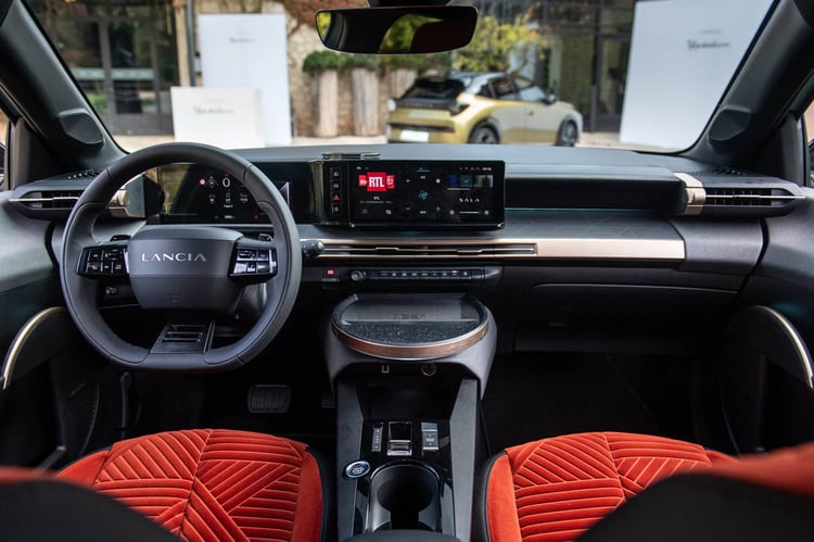 Lancia Ypsilon5 1744128426 427 Cette incroyable Lancia Ypsilon electrique le retour tant attendu