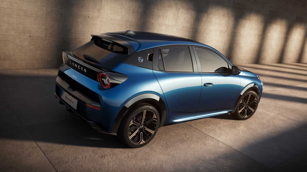 Cette incroyable Lancia Ypsilon électrique : le retour tant attendu d'une légende ! 2 1744128426 692 Cette incroyable Lancia Ypsilon electrique le retour tant attendu