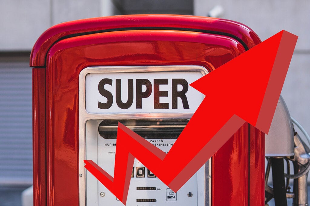 Cette incroyable baisse des prix des carburants : profitez-en avant qu'il ne soit trop tard ! 2 Pompe à essence