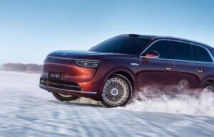 Les voitures électriques chinoises passent du concept à la route à une vitesse fulgurante
