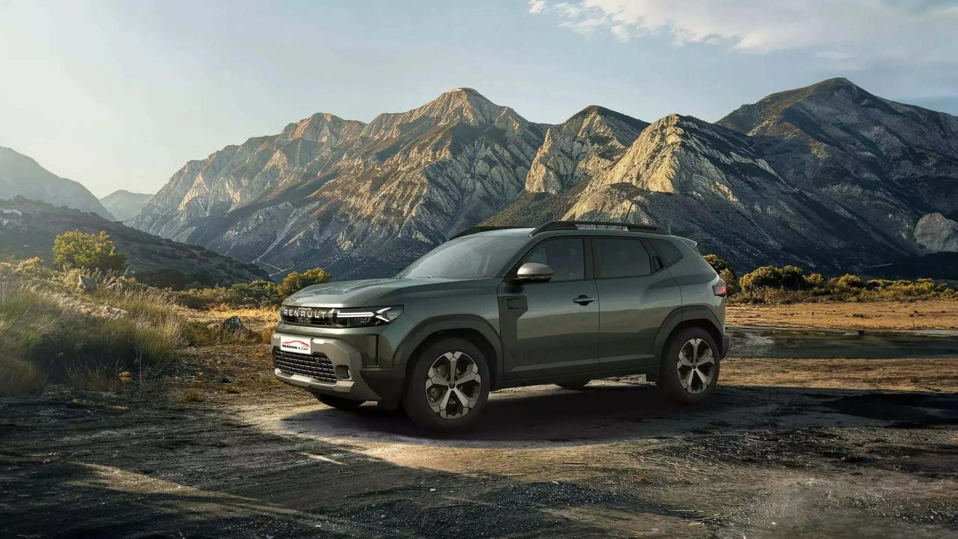 Ce nouveau Renault Duster 4x4 2025 : l'évasion de vos rêves à portée de main ! 1 Profil latéral du Renault Duster 4x4 2025 montrant une garde au sol élevée et des protections de carrosserie