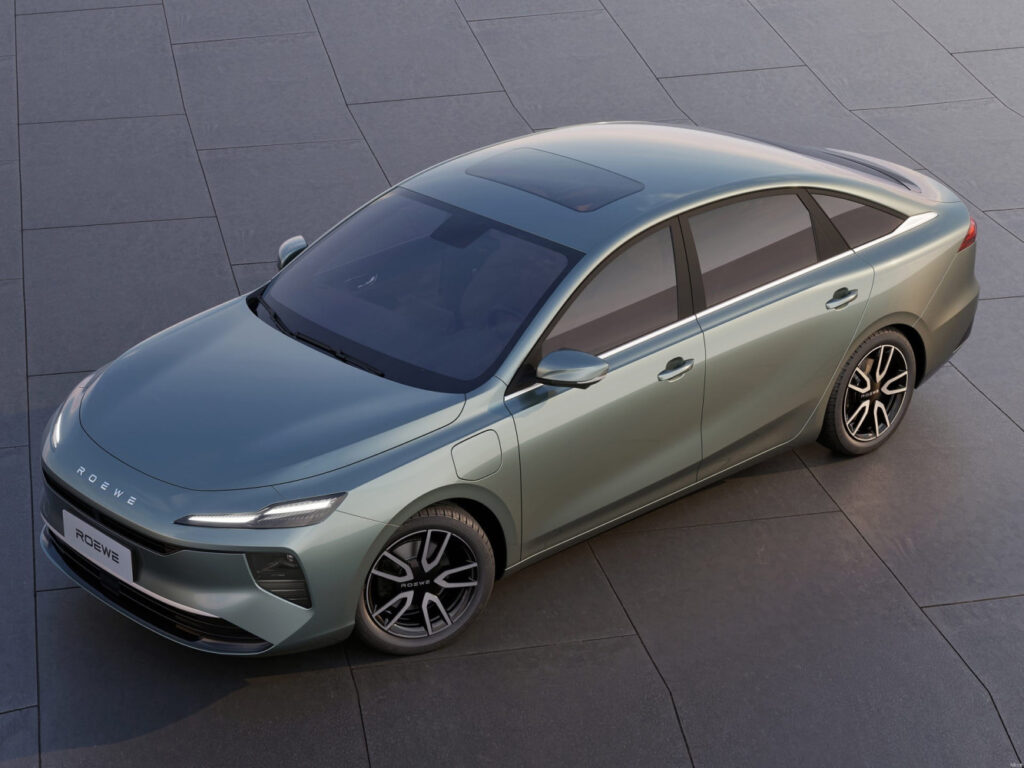 Cette berline électrique chinoise pulvérise les records de consommation sur routes difficiles 37 Record absolu : Cette berline électrique chinoise pulvéris