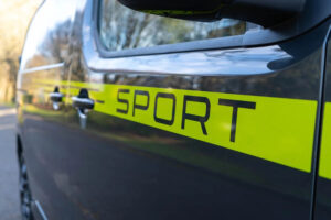Le Peugeot E-Expert Sport : quand la fourgonnette électriqu
