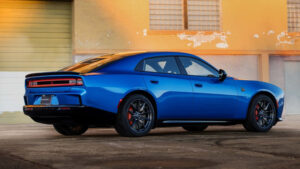 Dodge Charger Daytona électrique : la berline musclée à 4