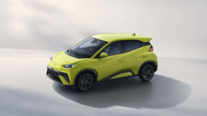 BYD Dolphin Surf : la mini électrique chinoise débarque en