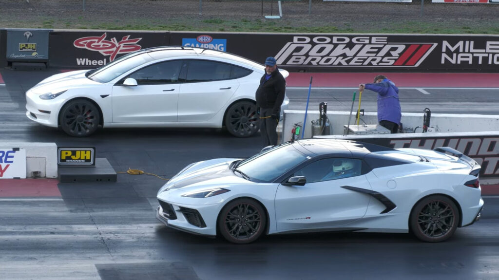 Découvrez cette analyse exclusive sur la domination persistante de Tesla malgré les turbulences actuelles. 133 Puissance silencieuse : pourquoi les Tesla continuent de dom