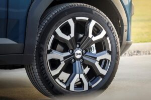 Le champion toutes catégories de Dacia : son SUV abordable écrit l