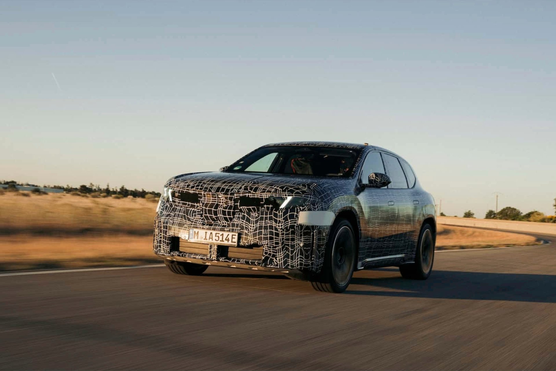 Cette incroyable BMW électrique va bouleverser tout ce que vous connaissez sur les voitures ! 1 Bmw Ix3 2025 Prototype