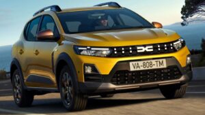 La plus populaire des Dacia passe pour la première fois à l’hybride