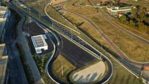 Une nouvelle piste d’essai chez Ferrari, juste avant la présentation de l’Elettrica
