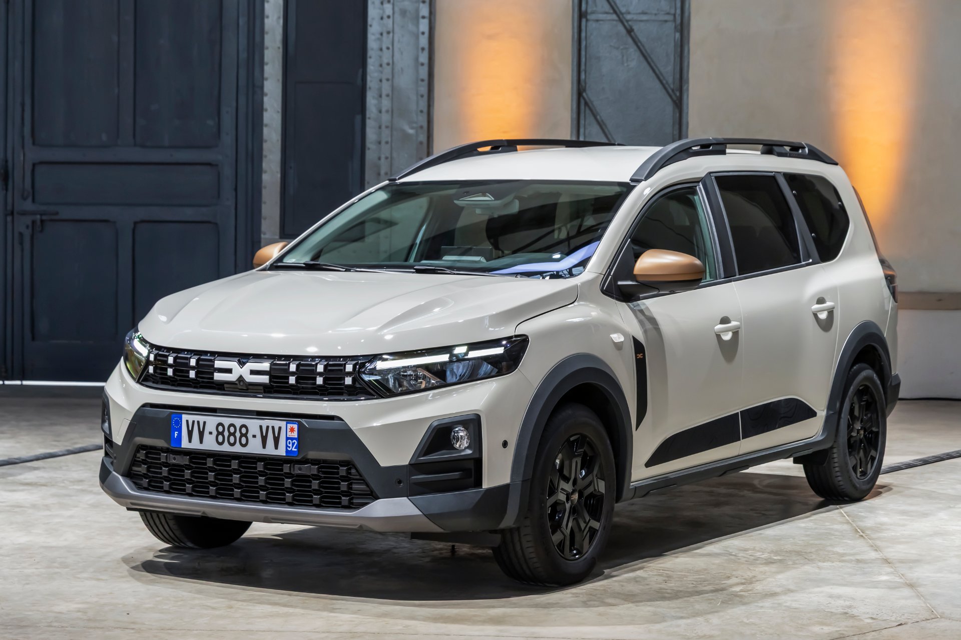Ces nouveaux Duster, Jogger et Sandero 2026 : le restylage qui va vous faire craquer ! 3 Dacia Jogger 2026 Restyle