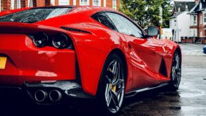 Ferrari crée un club secret pour millionnaires… accessible uniquement grâce à un jeton crypto