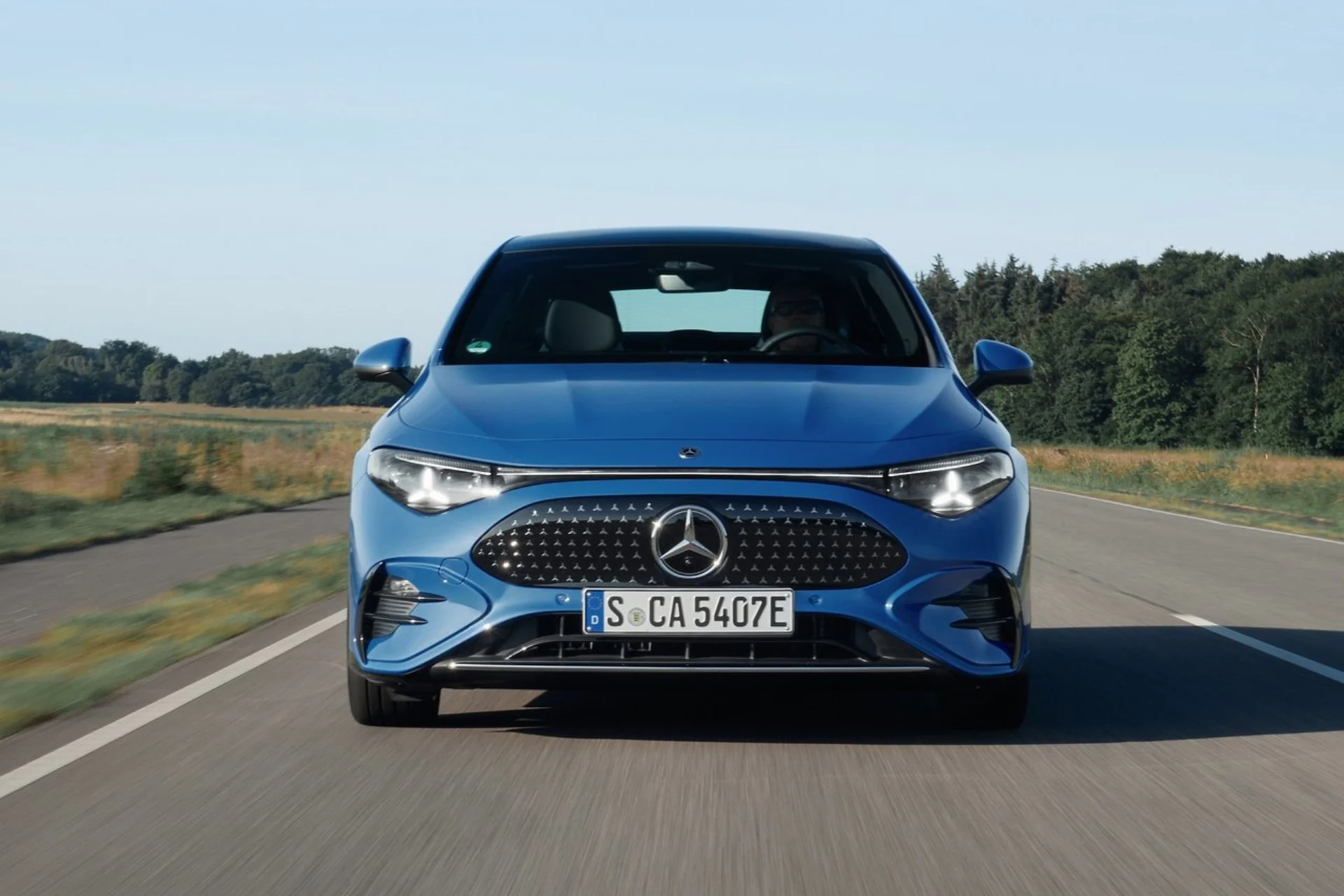 Cette Mercedes CLA révolutionnaire : 792 km d’autonomie et recharge en ...