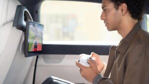 La voiture électrique de Sony et Honda arrive en 2026 et vous pourrez y jouer à la PS5
