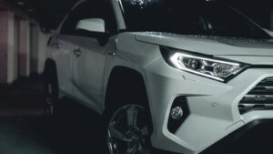 Voici la voiture la plus vendue au monde en 2025 : ce n’est pas une Tesla, ni une BYD, ni une électrique