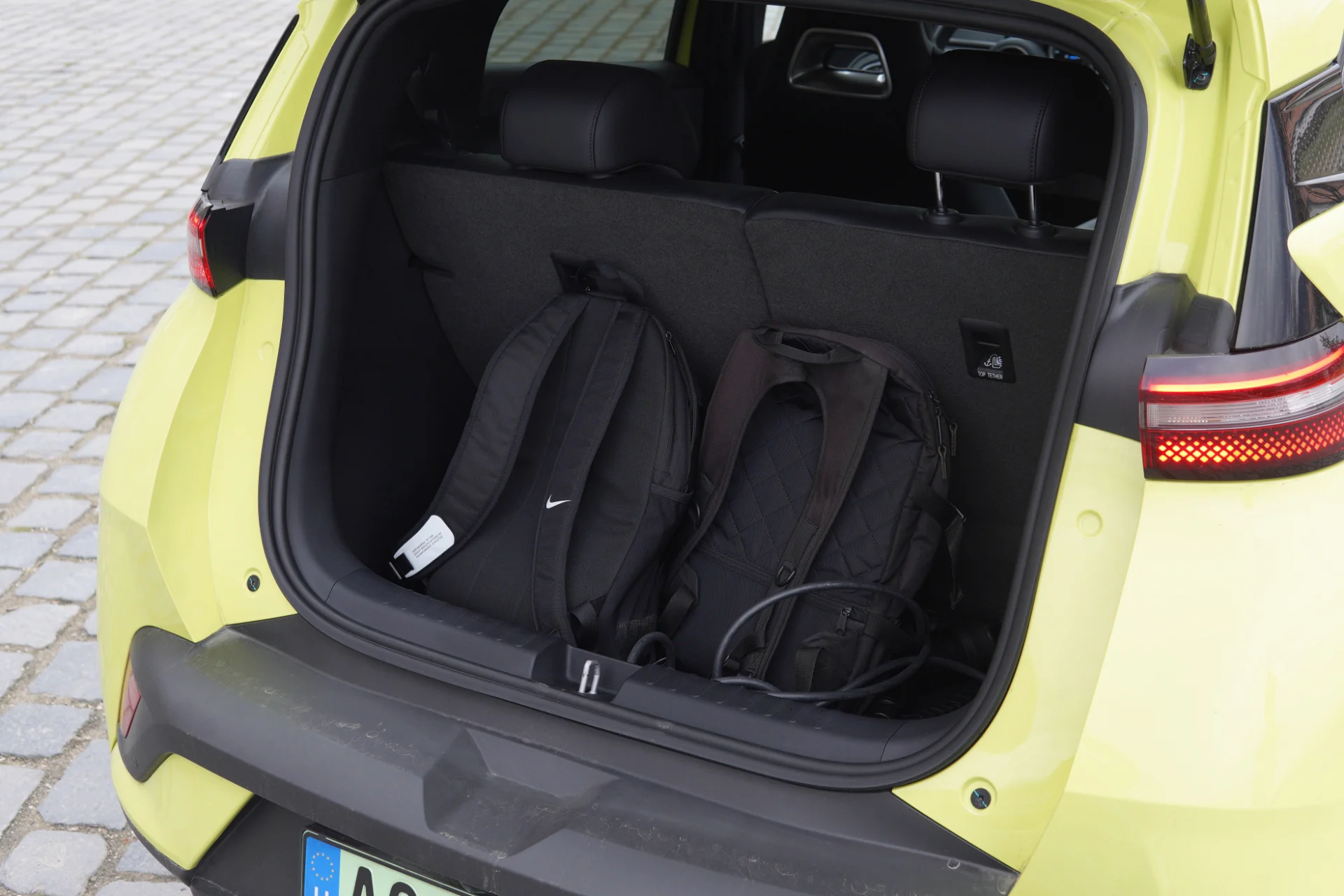 Ce fabuleux BYD Dolphin Surf à prix cassé grâce au bonus écologique ! Ne ratez pas ça ! 5 Byd Dolphin Surf Essai Coffre Taille Rangement