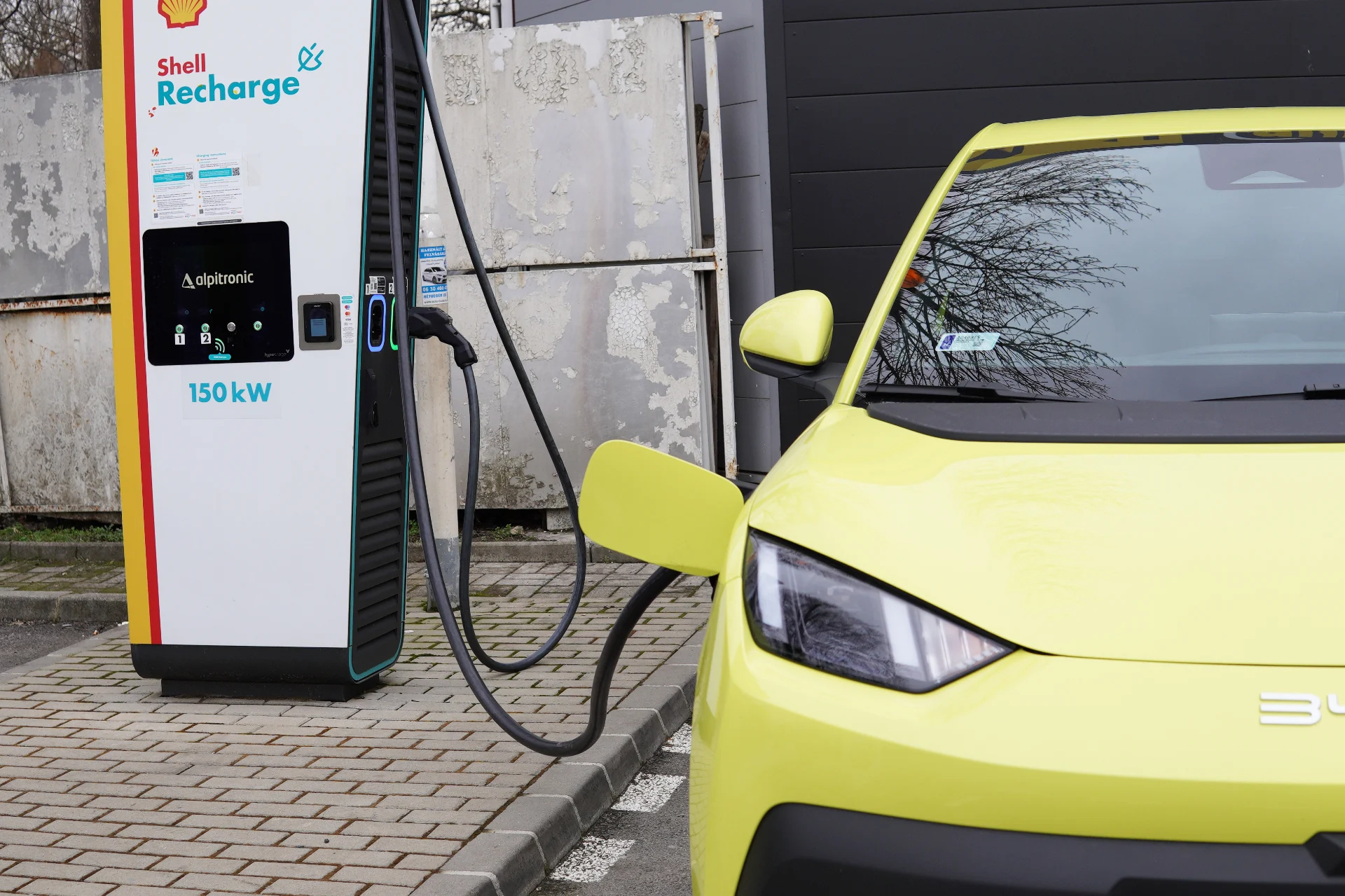 Ce fabuleux BYD Dolphin Surf à prix cassé grâce au bonus écologique ! Ne ratez pas ça ! 16 Byd Dolphin Surf Essai Recharge Rapide Dc Puissance