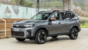 Dacia montre que son modèle le plus cher peut dépasser 100 000 ventes : c’est un carton