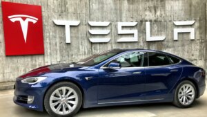 La Chine vient de bannir les portes Tesla : une première mondiale