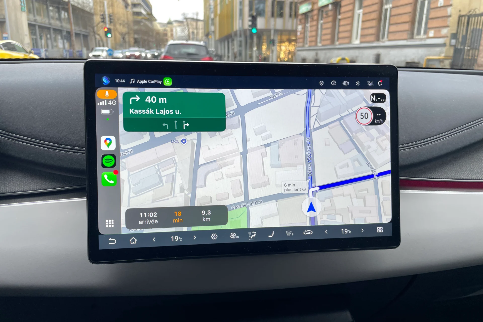 Cette incroyable expérience : 1500 km sans s'arrêter avec la BYD Seal 6 DM-i ! 12 Essai Byd Seal 6 Dmi Berline 2026 Ecran Central Apple Car Play