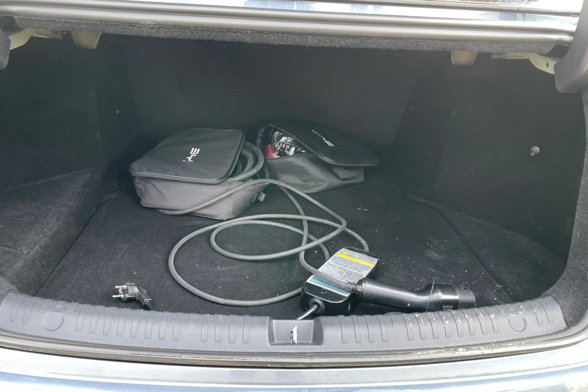 Cette incroyable expérience : 1500 km sans s'arrêter avec la BYD Seal 6 DM-i ! 10 Essai Byd Seal 6 Dmi Berline 2026 Coffre