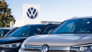 Ses profits divisés par deux, Volkswagen va licencier 50 000 personnes