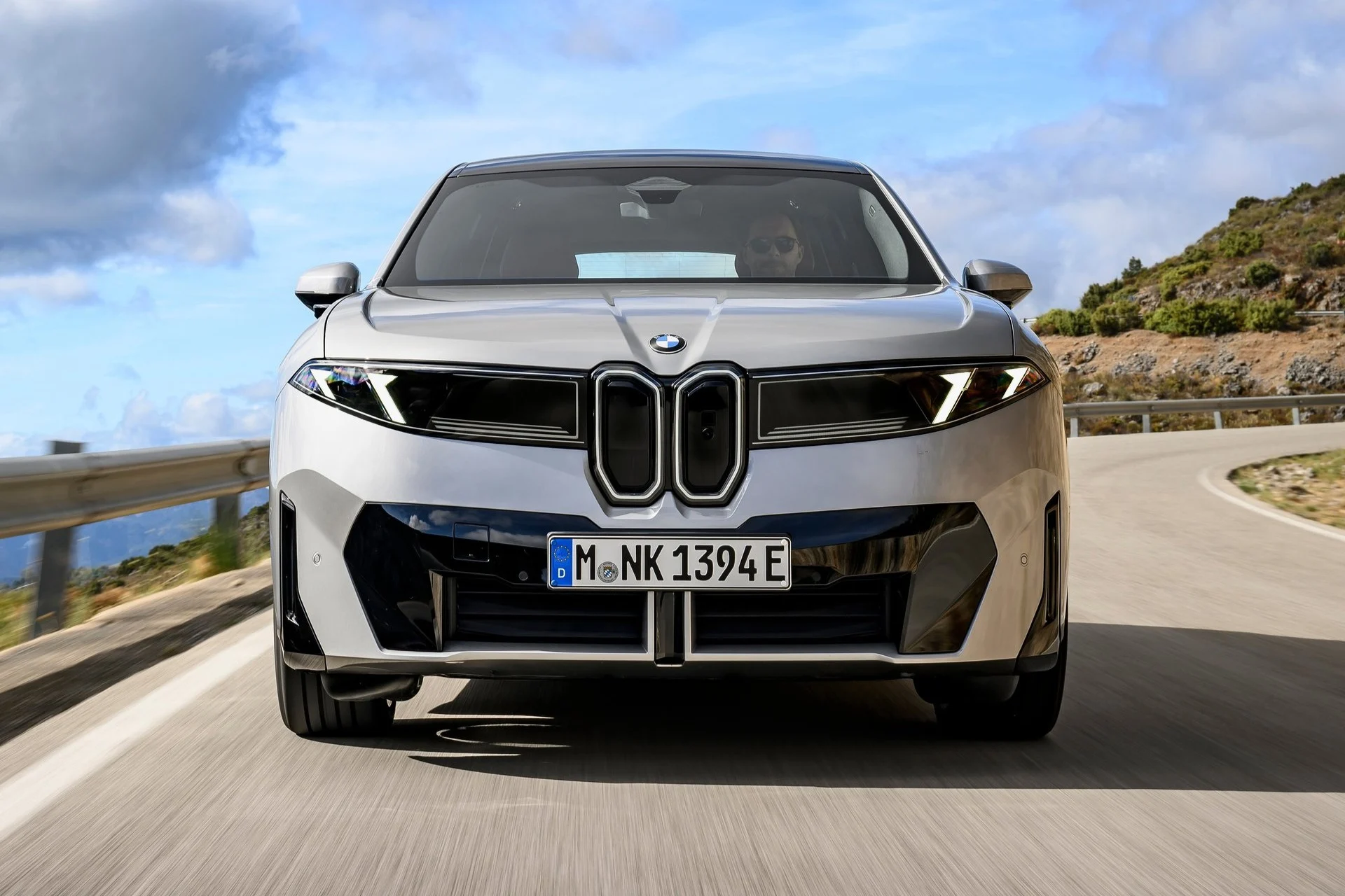 Cette BMW iX3 mystifie : 805 km d'autonomie et recharge éclair pour surpasser le Tesla Model Y ! 4 Bmw Ix3 (5)