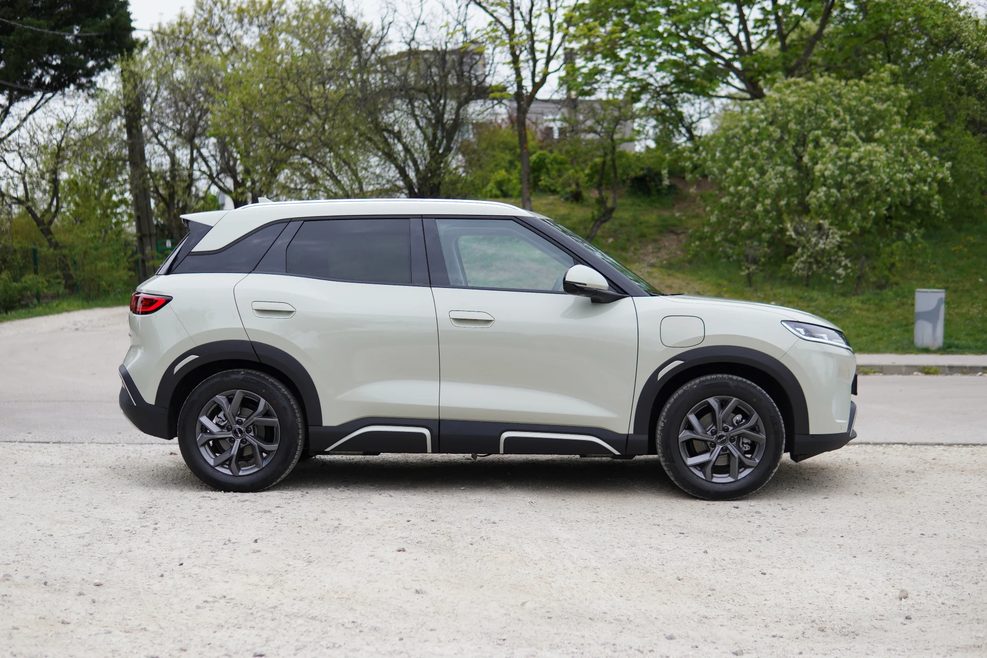 Découvrez ces vrais secrets du BYD Atto 2 : 4 atouts incontournables et 5 pièges à éviter ! 8 Byd Atto 2 Comfort Essai Profil Design