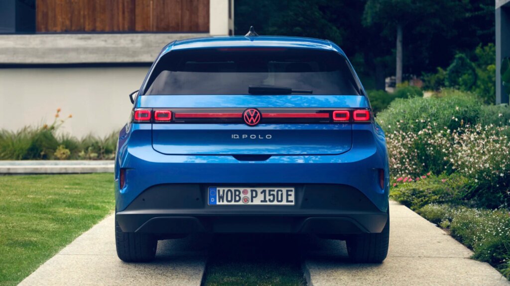 Cette incroyable ID. Polo de Volkswagen à moins de 25 000 euros va changer votre vie ! 1 Volkswagen inaugure une nouvelle ère avec la ID. Polo à un prix inférieur à 25 000 euros