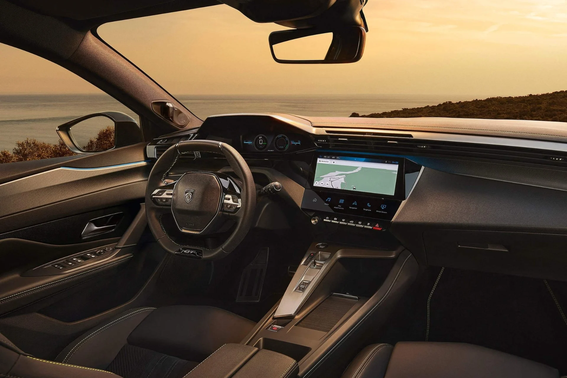 Peugeot e-408 : ce design incroyable peut-il défier Tesla et Xpeng avec 213 ch seulement ? 4 Peugeot 408 (2)