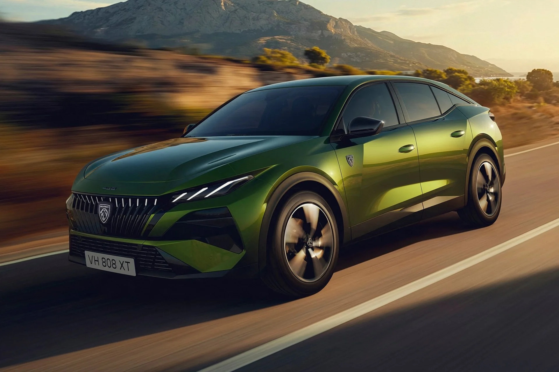 Peugeot e-408 : ce design incroyable peut-il défier Tesla et Xpeng avec 213 ch seulement ? 2 Peugeot 408 (5)