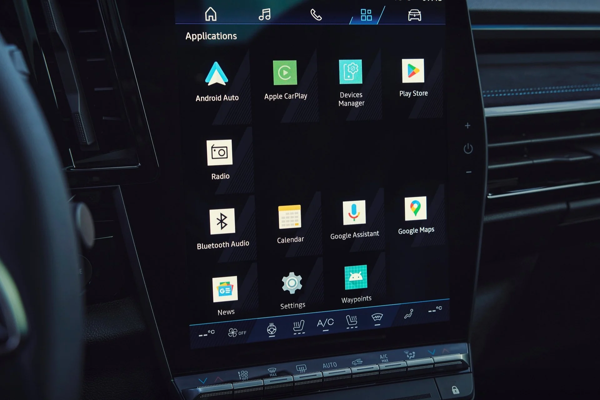 Ce Renault Austral hybride, avec seulement 4,7 l/100 km, dépasse le Peugeot 3008 ! Découvrez pourquoi ! 3 Renault Austral (4)