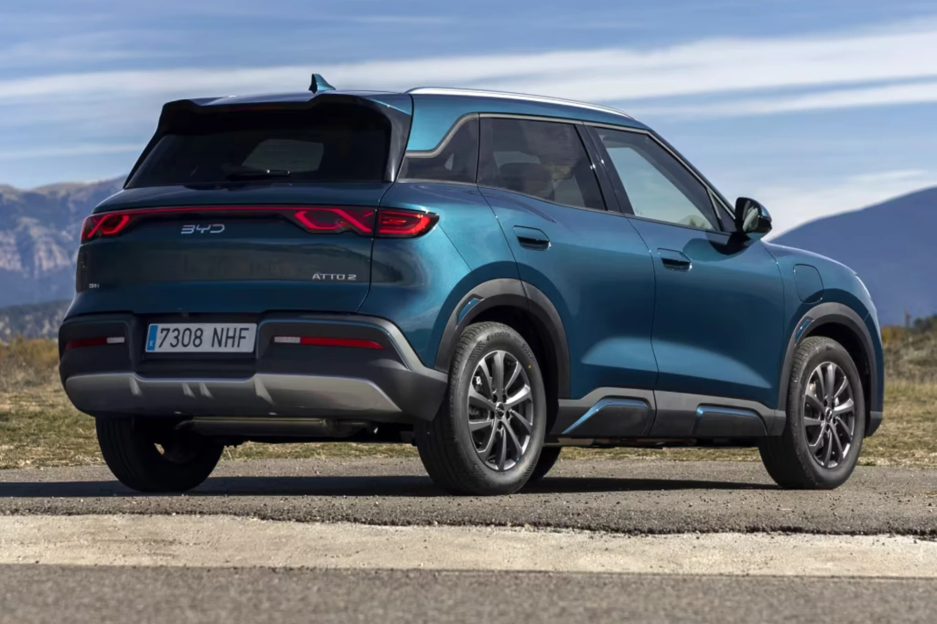 Ce SUV hybride rechargeable à 26 990 € va écraser le Citroën C3 Aircross avec 1 000 km d’autonomie ! 1 Byd Atto 2 Dm I (5)