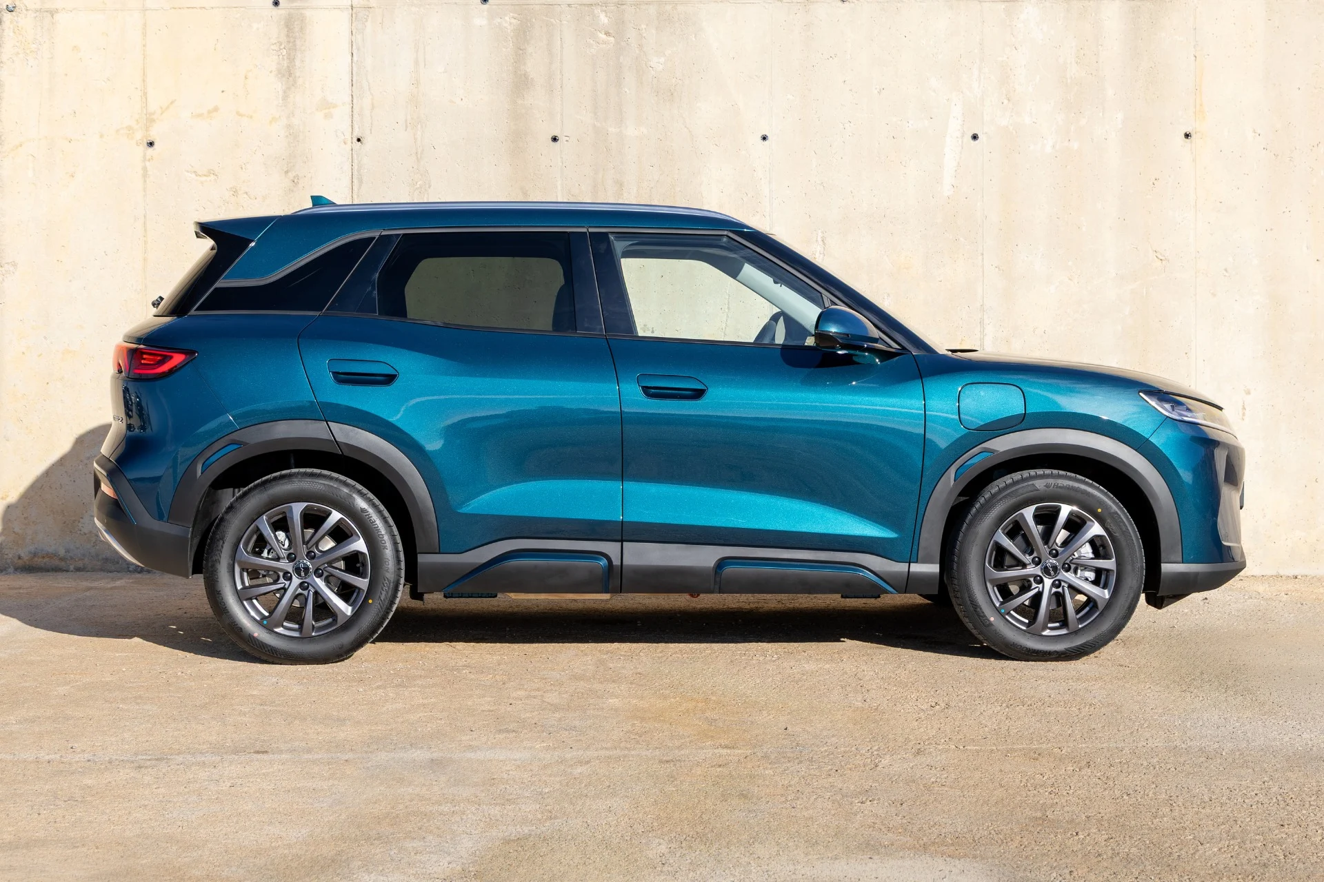 Ce SUV hybride rechargeable à 26 990 € va écraser le Citroën C3 Aircross avec 1 000 km d’autonomie ! 4 Byd Atto 2 Dm I (3)