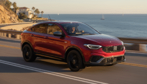 découvrez le nouveau suv imposant de fiat, comparable au nissan qashqai, désormais disponible en version coupé alliant style et performance.