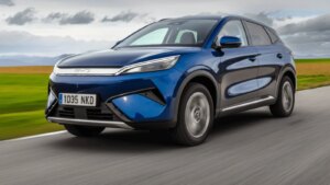 Moins cher qu’un Renault Scénic, ce SUV électrique chinois est aussi rapide qu’une Ferrari !