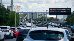 Les voitures hybrides rechargeables chinoises risquent de coûter plus cher en France : après la voiture électrique, l’UE s’apprêterait à annoncer des droits de douane compensateurs sur ce type de véhicule