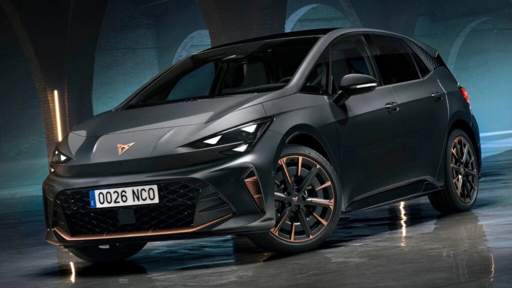 Cette Cupra Born VZ de 325 ch va écraser la Renault Mégane avec 631 km d’autonomie ! 1 Cupra Born : version VZ de 325 ch et 631 km d’autonomie pour terrasser la Renault Mégane