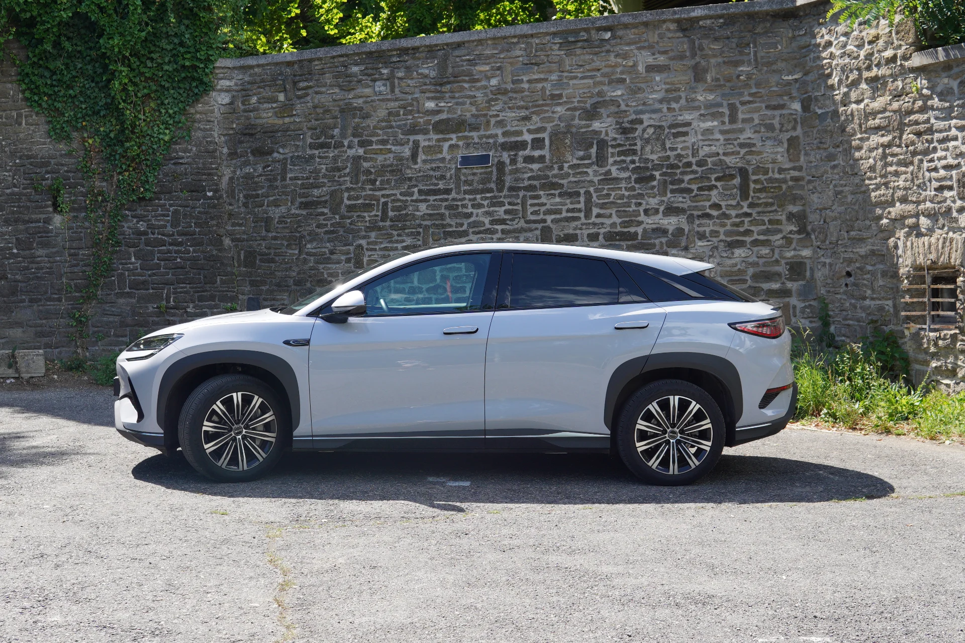 Cette incroyable alternative chinoise au Model Y va-t-elle révolutionner votre conduite en 2026 ? 2 Essai Byd Sealion 7 Avis 2026 Profil