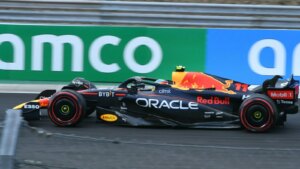 Le drone caméra le plus rapide du monde a filmé le GP de Formule 1 le weekend dernier : il peut voler jusqu’à 350 km/h et offrir des prises de vues totalement folles