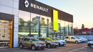 Face à la Chine, comment Renault lutte pour sauver l’auto européenne (et lorgne sur la défense)
