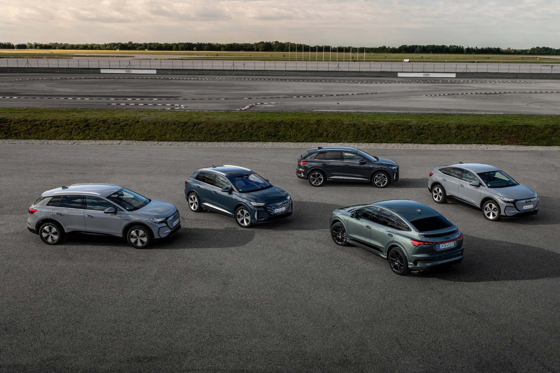 Cette Audi Q4 e-tron restylée : 592 km d’autonomie et prix imbattables pour un SUV électrique ! 4 Audi Q4 E Tron (5)