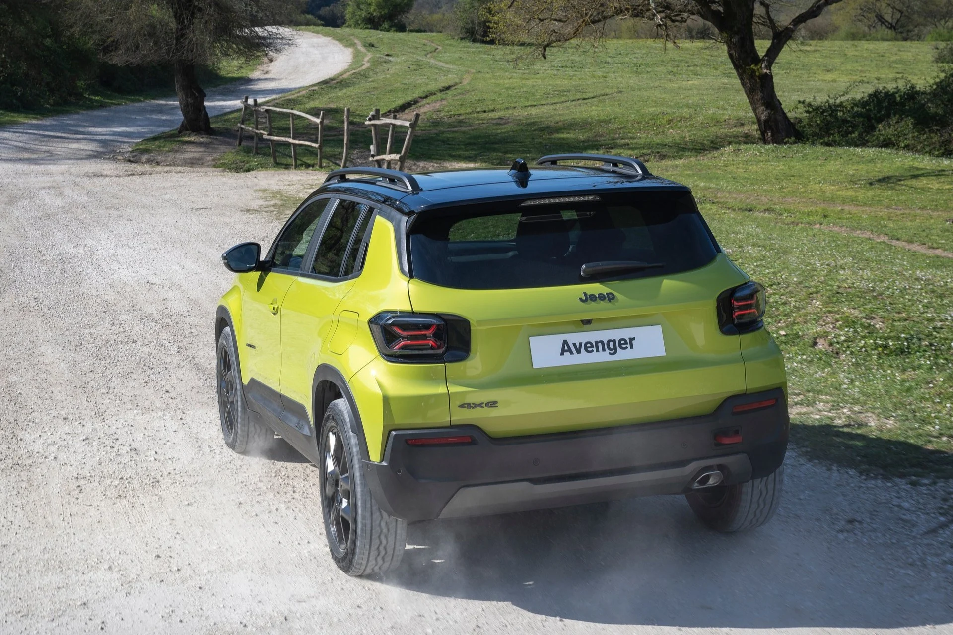 Ce Jeep Avenger à moins de 34 000 € peut-il vraiment écraser le Dacia Duster ? Découvrez-le ! 1 Jeep Avenger (2)
