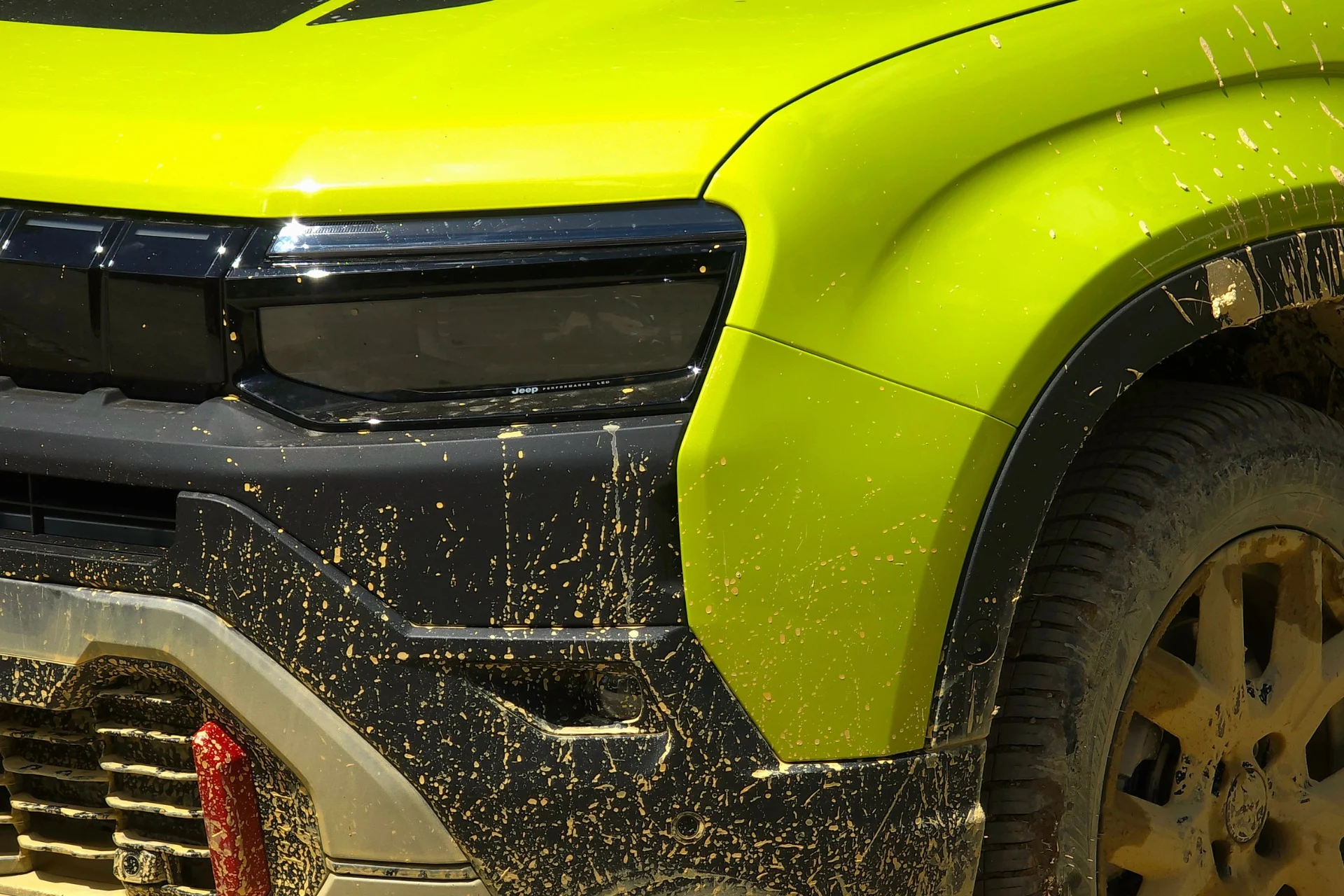 Ce petit 4x4 hybride à 3 € : le Jeep Avenger peut-il détrôner le Dacia Duster ? 19 Jeep Avenger (6)
